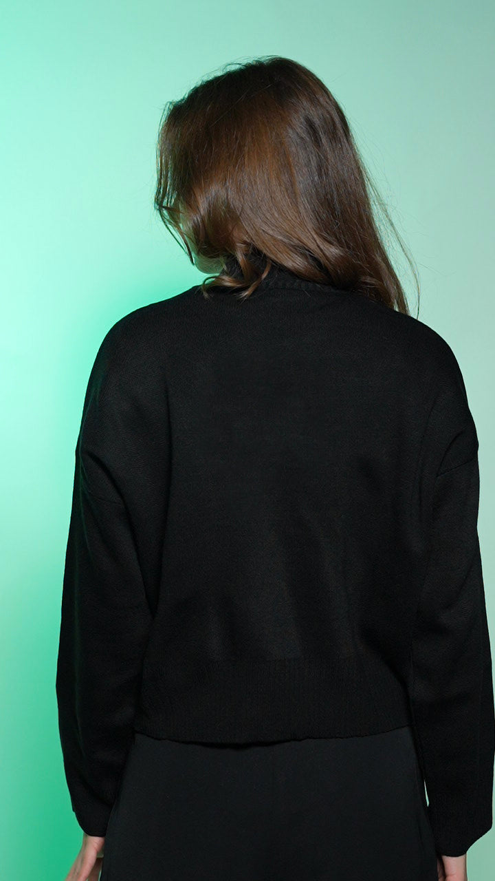 serene #2 in black