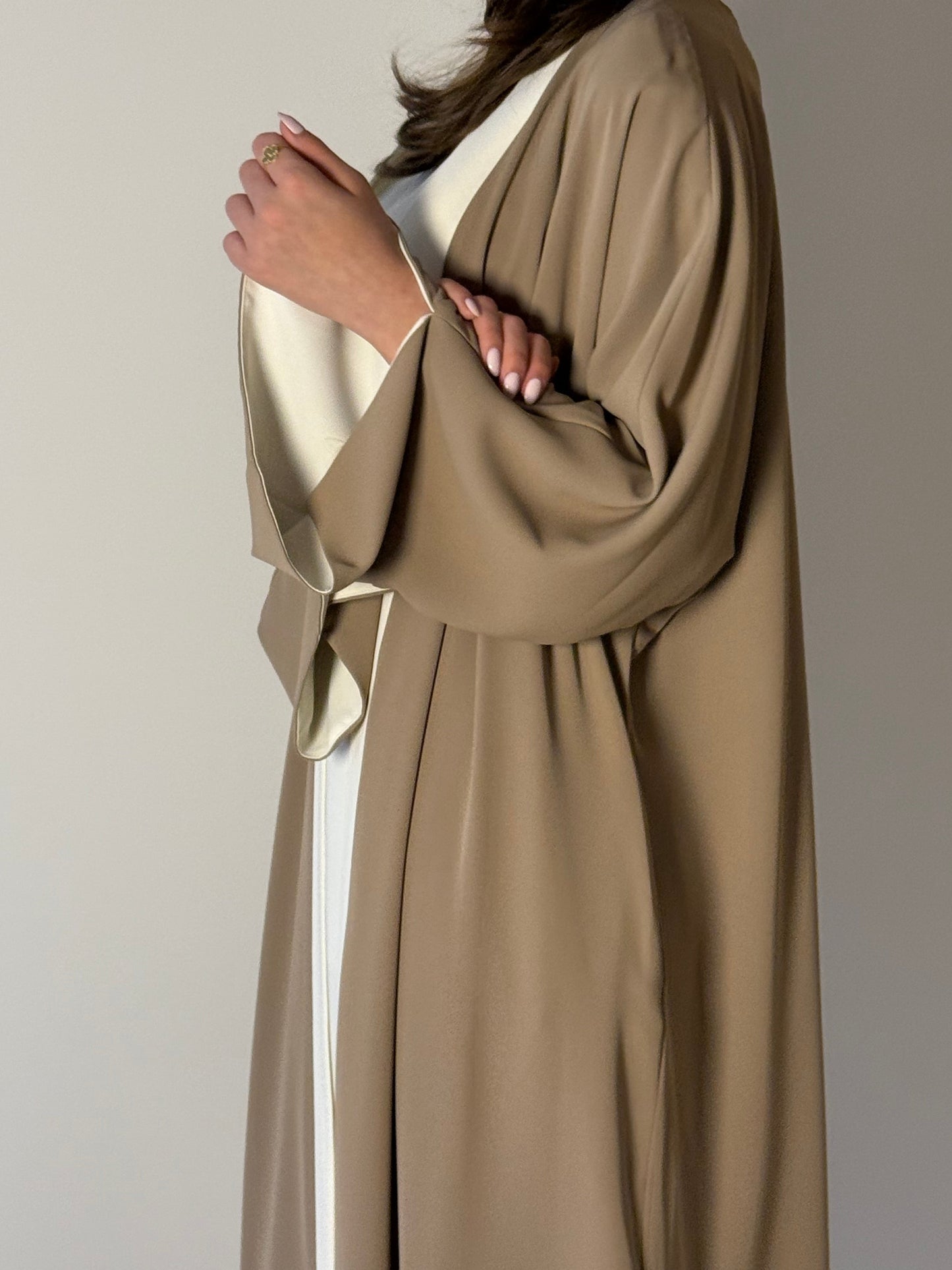Pocketed abaya #1