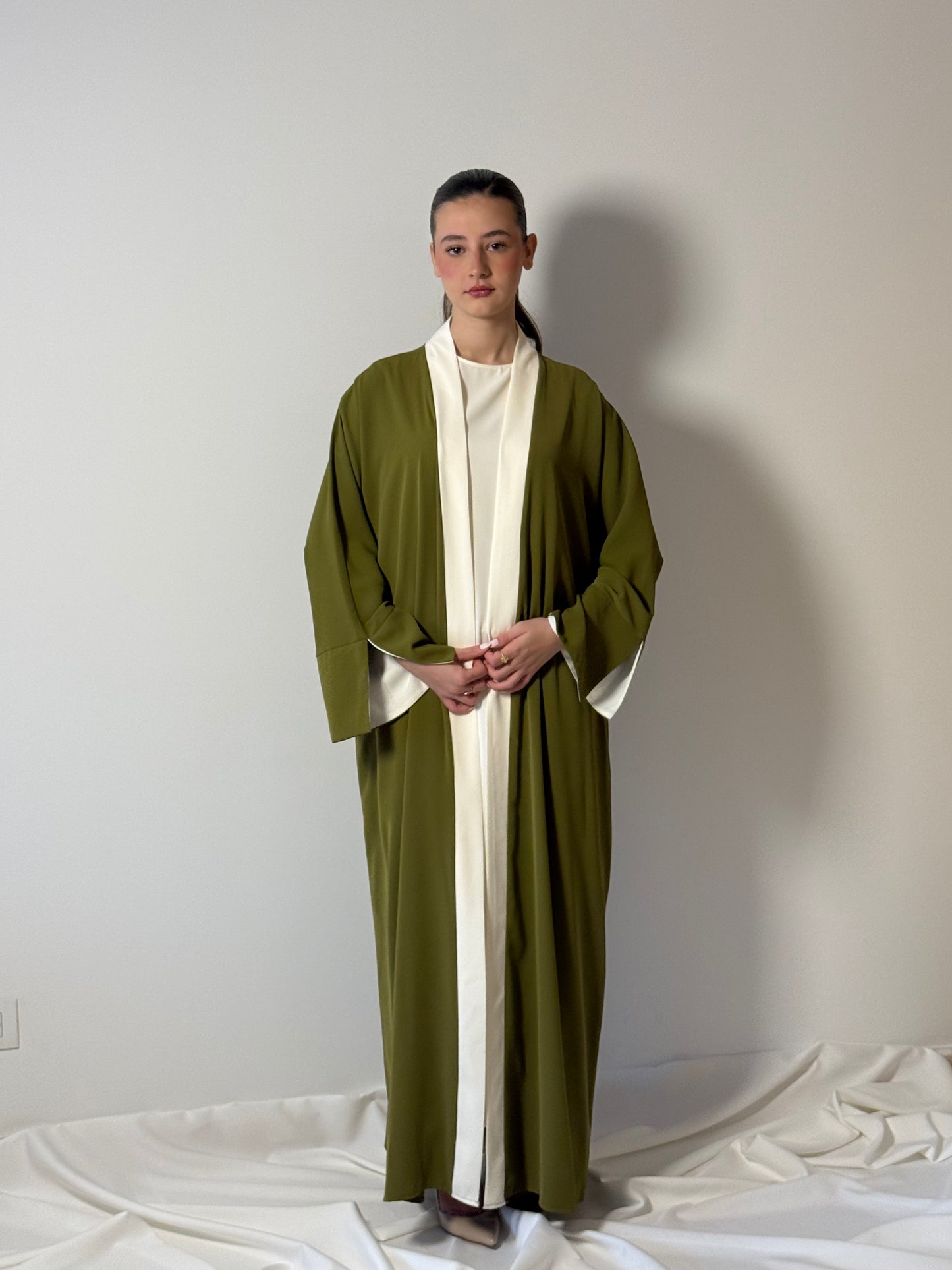 Pocketed abaya #2